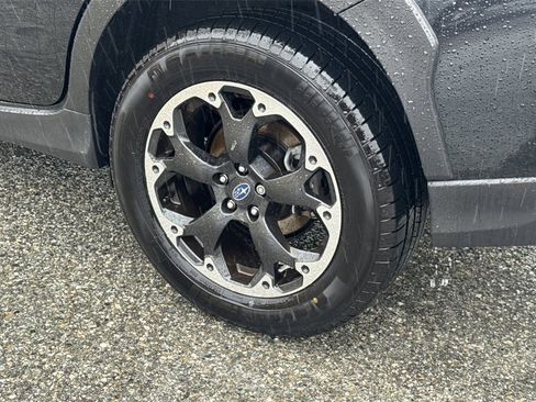 Certified 2023 Subaru Crosstrek 2.0i Premium image 9