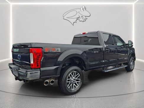 Certified 2019 Ford F250 4x4 Crew Cab Super Duty image 3