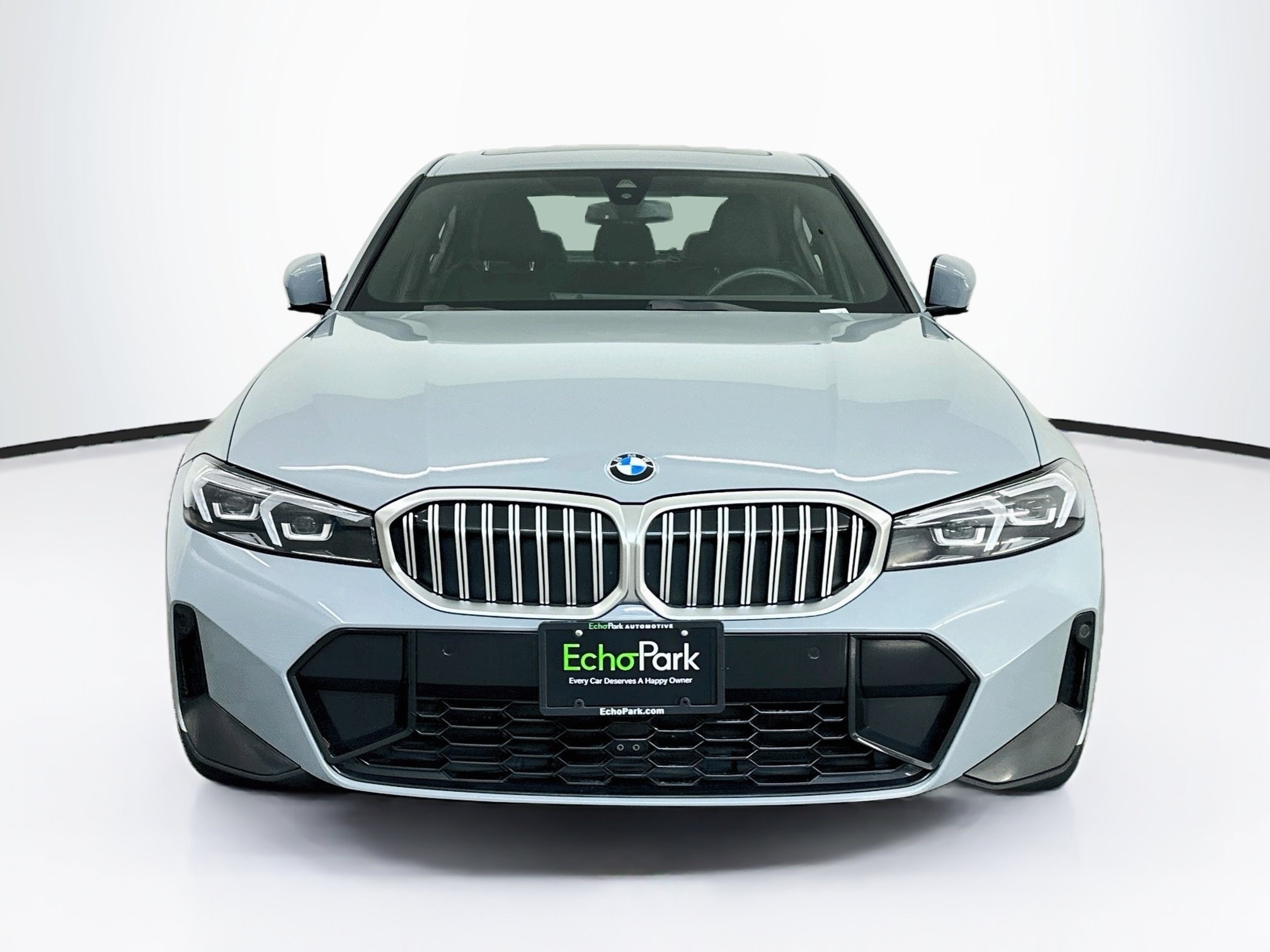 Used 2026 BMW 330i xDrive Sedan AWD/4WD image 2