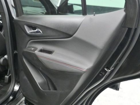 Used 2022 Chevrolet Equinox RS w/ RS Leather Package image 12