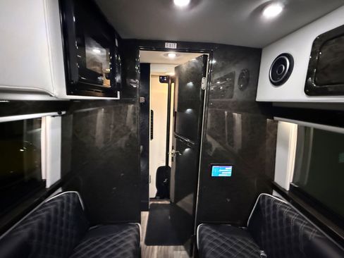 Used 2022 Mercedes-Benz Sprinter 3500 image 79