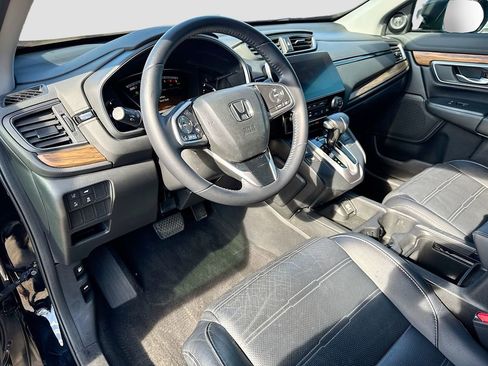 Used 2018 Honda CR-V Touring image 10