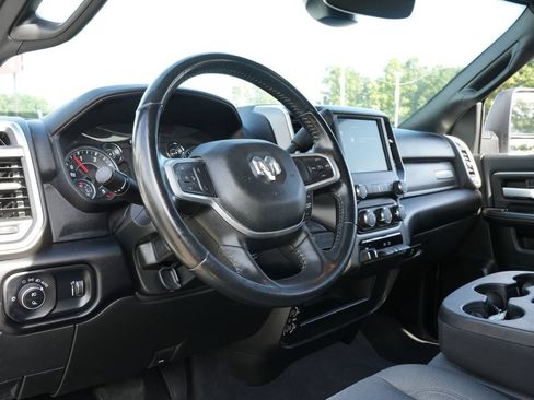 Used 2024 RAM 2500 Big Horn AWD/4WD image 15