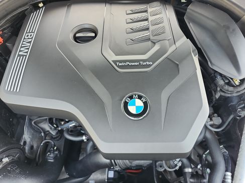 Used 2020 BMW 530i w/ Premium Package RWD image 28