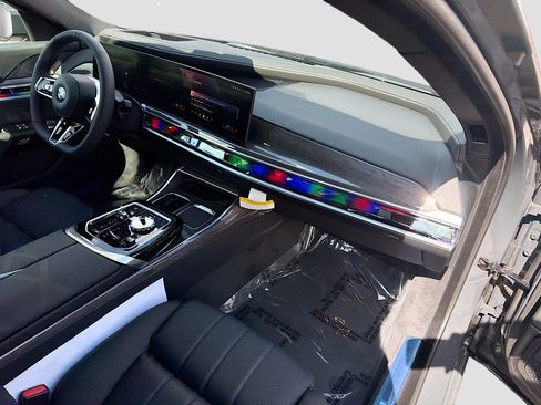 New 2026 BMW 760i xDrive AWD/4WD image 13