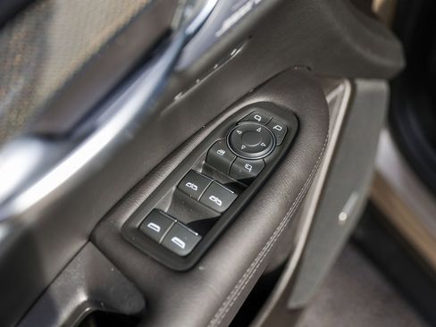 Used 2023 Cadillac XT5 Sportv w/ Technology Package image 24