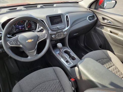 Used 2024 Chevrolet Equinox LT w/ LPO, Floor Liner Package AWD/4WD image 21