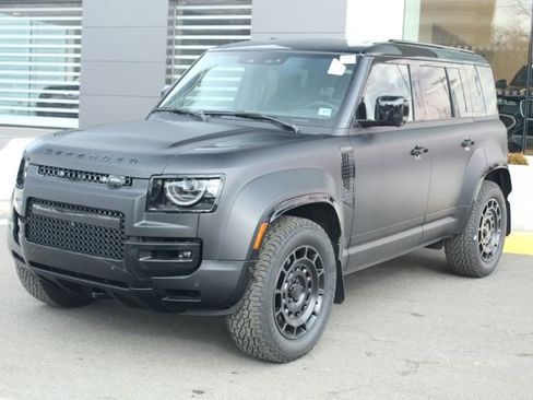 New 2026 Land Rover Defender 110 OCTA image 1