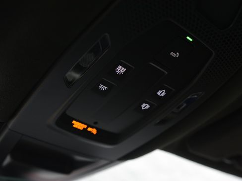Certified 2025 Porsche Cayenne GTS AWD/4WD image 23
