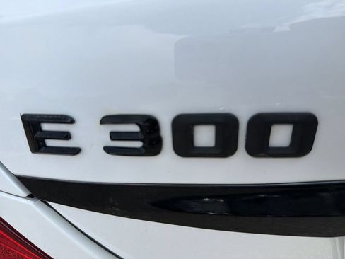 Used 2019 Mercedes-Benz E 300 4MATIC image 15