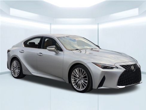 Used 2024 Lexus IS 300 w/ Premium Package image 7