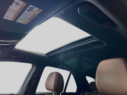 Used 2024 Mercedes-Benz GLE 350 4MATIC image 18