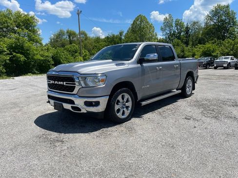 Used 2022 RAM 1500 Big Horn AWD/4WD image 3