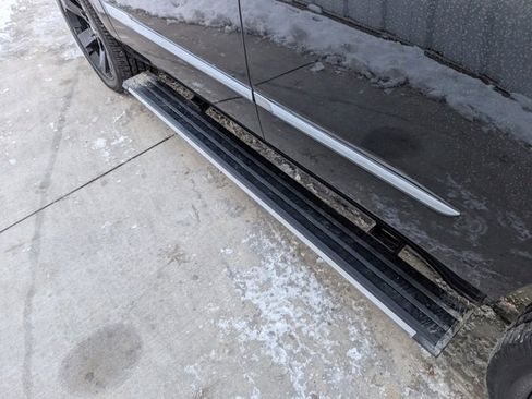 Used 2020 Cadillac Escalade Premium Luxury image 21