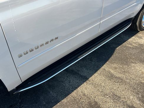 Used 2019 Chevrolet Suburban Premier image 10