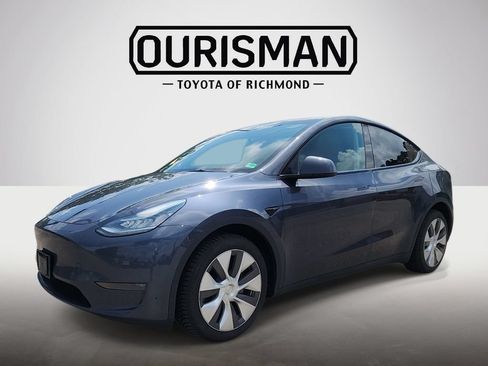 Used 2023 Tesla Model Y Long Range AWD/4WD image 3