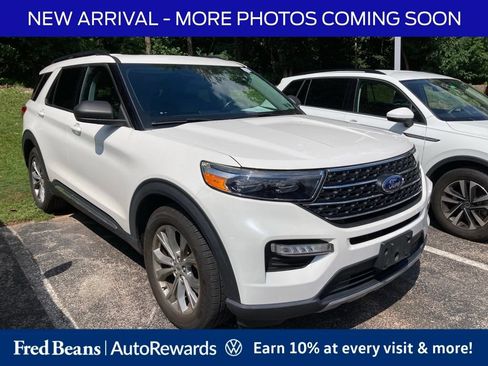 Used 2022 Ford Explorer XLT w/ Equipment Group 202A AWD/4WD image 1