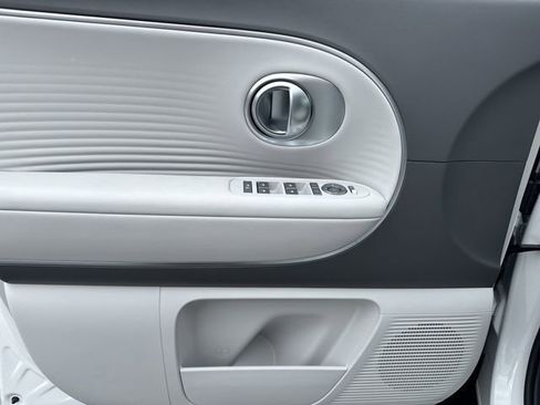 New 2026 Hyundai Ioniq 9 SEL image 10