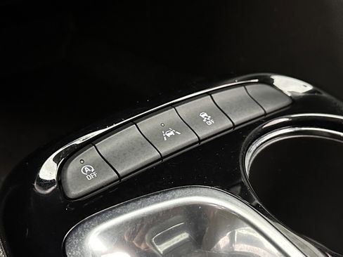 Used 2020 Buick Encore GX Select image 17