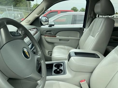 Used 2011 Chevrolet Tahoe LT w/ Regional Value Package AWD/4WD image 3
