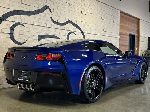 Used 2016 Chevrolet Corvette Stingray Coupe w/ Carbon Flash Badge Package RWD image 5