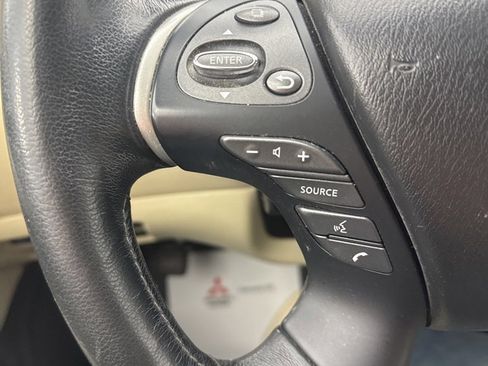 Used 2017 INFINITI QX60 AWD w/ Premium Package image 19