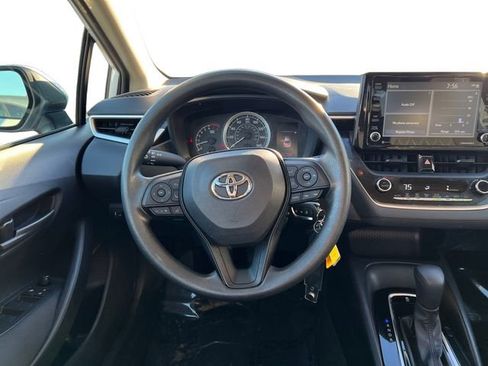 Certified 2022 Toyota Corolla LE image 15