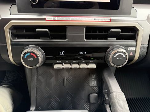 New 2025 Toyota Tacoma TRD Off-Road image 28