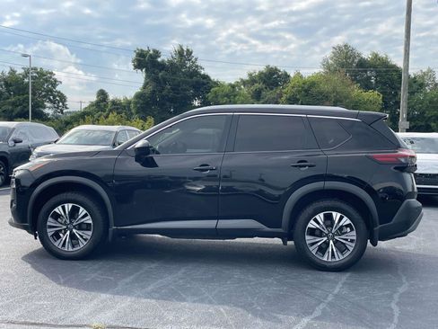 Used 2023 Nissan Rogue SV w/ SV Premium B Package FWD image 4