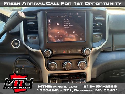 Used 2024 RAM 2500 Big Horn AWD/4WD image 12
