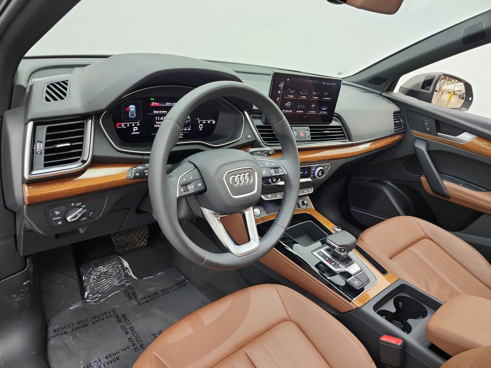 Used 2023 Audi Q5 2.0T Premium Plus w/ Premium Plus Package AWD/4WD image 9