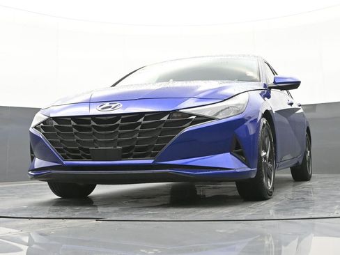 Used 2021 Hyundai Elantra SEL w/ Convenience Package image 44