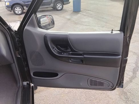 Used 2002 Ford Ranger XLT image 16