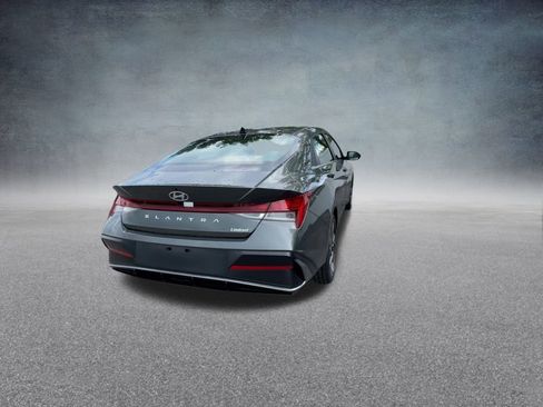 New 2025 Hyundai Elantra Limited image 20
