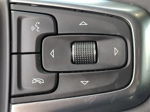 Used 2024 Chevrolet Silverado 1500 LT Trail Boss w/ LT Trail Boss Premium Package image 22