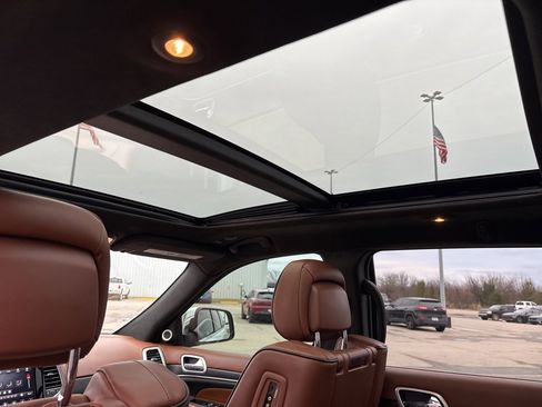 Used 2019 Jeep Grand Cherokee Summit image 24