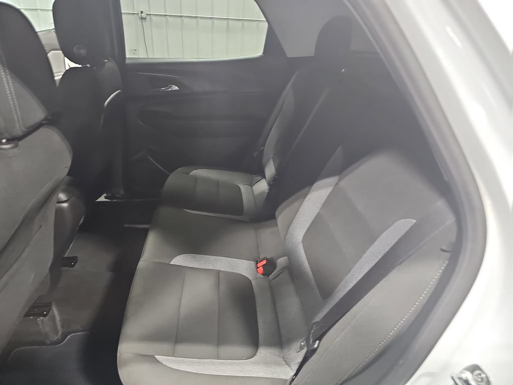 Used 2025 Chevrolet TrailBlazer LT AWD/4WD image 13