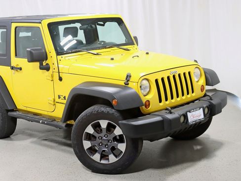 Used 2008 Jeep Wrangler X AWD/4WD image 2