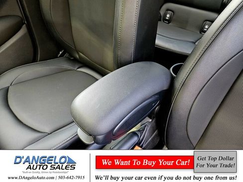 Used 2018 MINI Cooper 4-Door Hardtop image 30