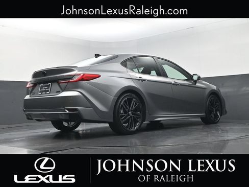 Used 2025 Toyota Camry XSE FWD image 20