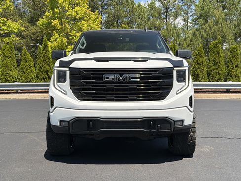 Used 2024 GMC Sierra 1500 Elevation w/ LPO, Elevation Black Package AWD/4WD image 12