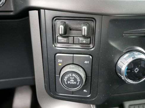 New 2024 Ford F150 XLT w/ Equipment Group 302A MID image 31