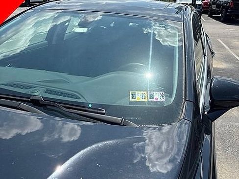 Used 2017 Buick LaCrosse Essence w/ Sun and Shade Package FWD image 12