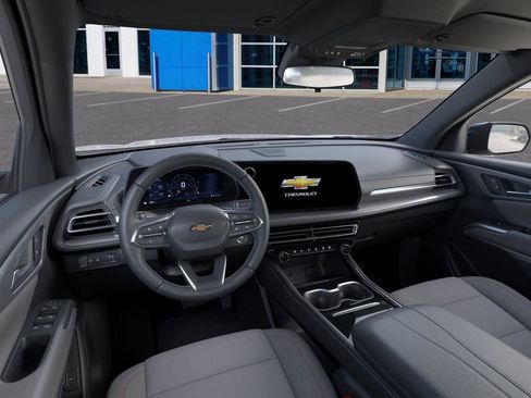 New 2026 Chevrolet Traverse LT w/ LPO, Floor Liner Package image 17