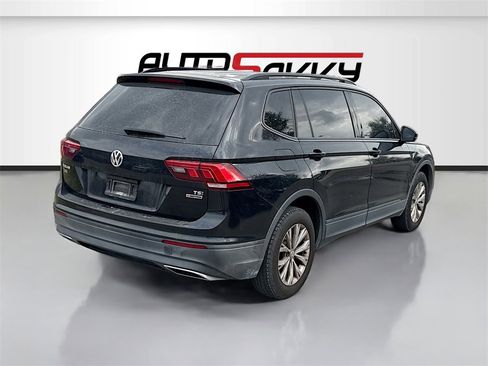 Used 2018 Volkswagen Tiguan S image 7