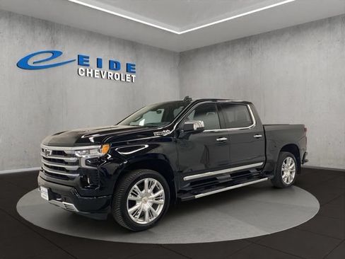 Used 2024 Chevrolet Silverado 1500 High Country w/ High Country Premium Package AWD/4WD image 11