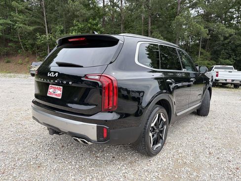 Used 2025 Kia Telluride S FWD image 23