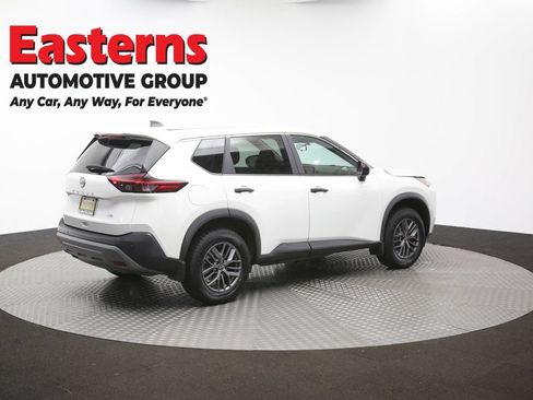 Used 2023 Nissan Rogue S AWD/4WD image 43