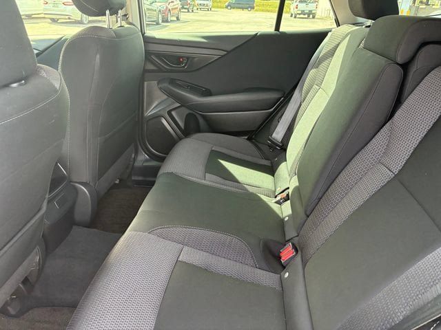 Used 2024 Subaru Outback AWD/4WD image 13