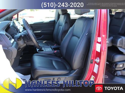 Used 2025 Honda Odyssey Sport-L image 13